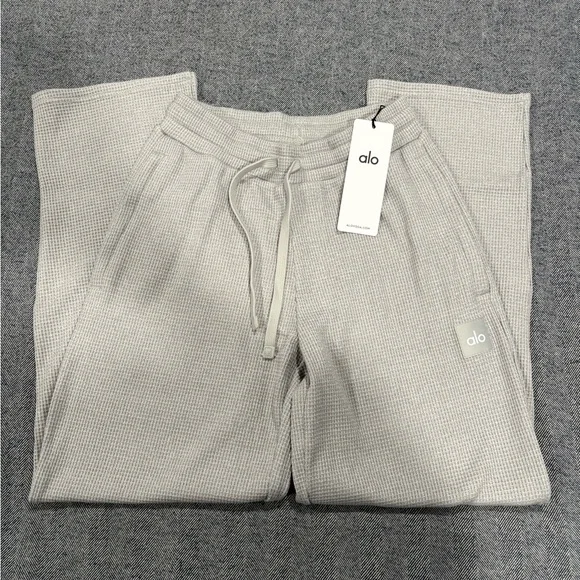 alo elévate waffle straight leg pant | size s - Picture 3 of 5